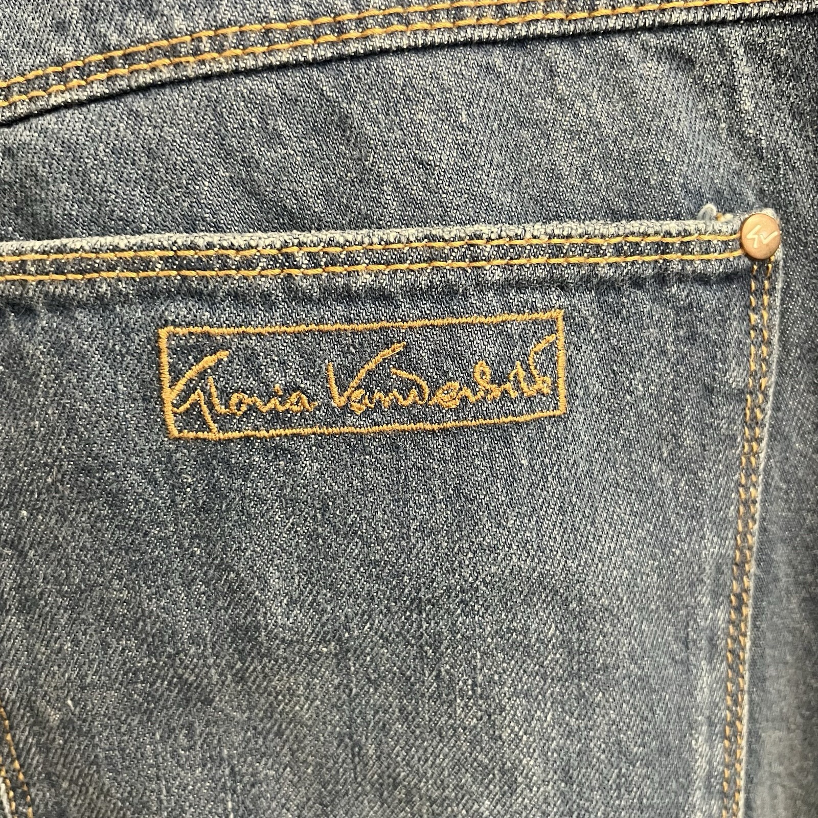 NWT Gloria Vanderbilt Nico Jeans High Rise Straight Leg Blue Denim 14 Classic
