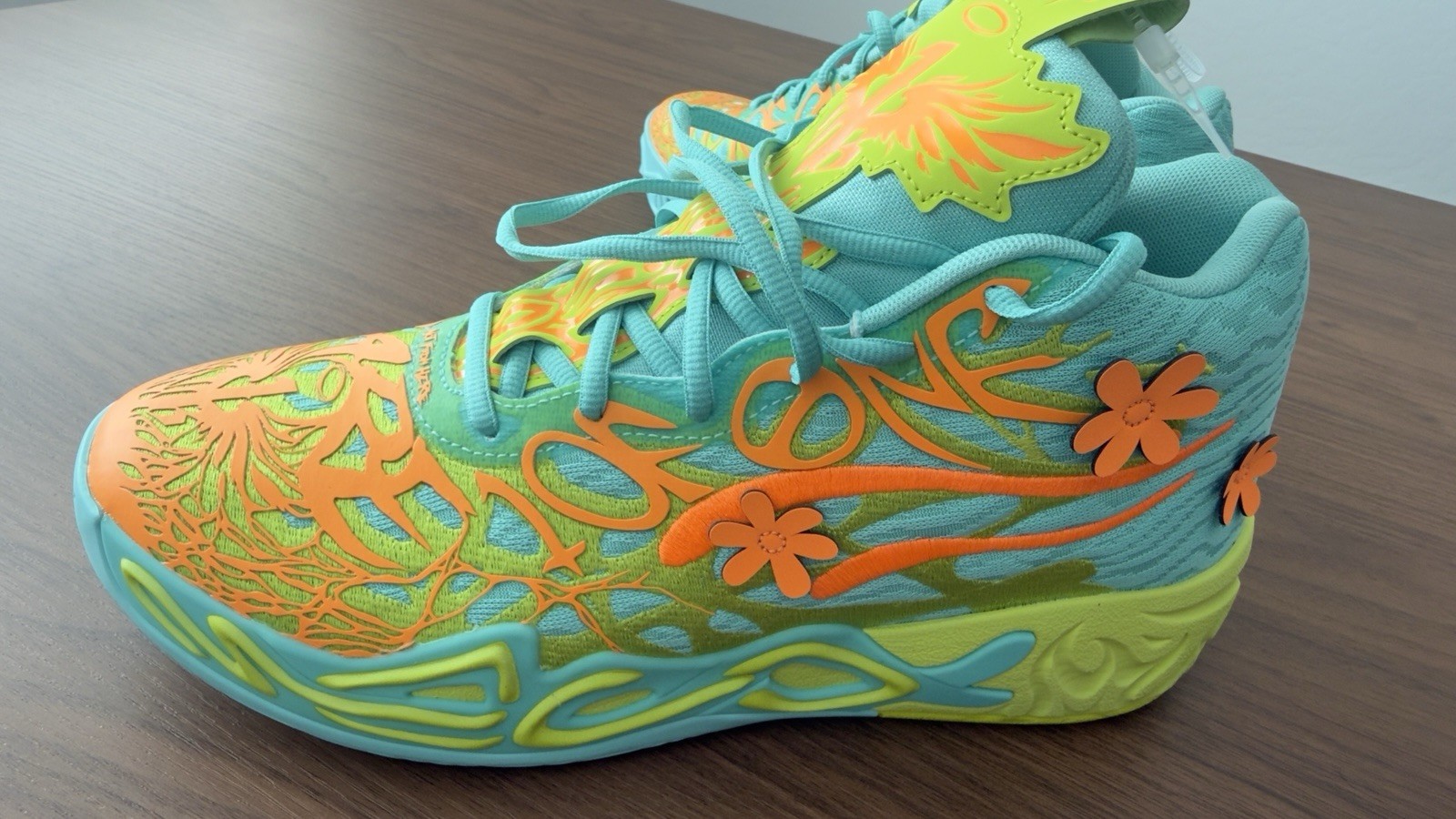 PUMA Scooby-Doo x MB.04 “Mystery Machine” Men’s Mid Top Basketball Shoes