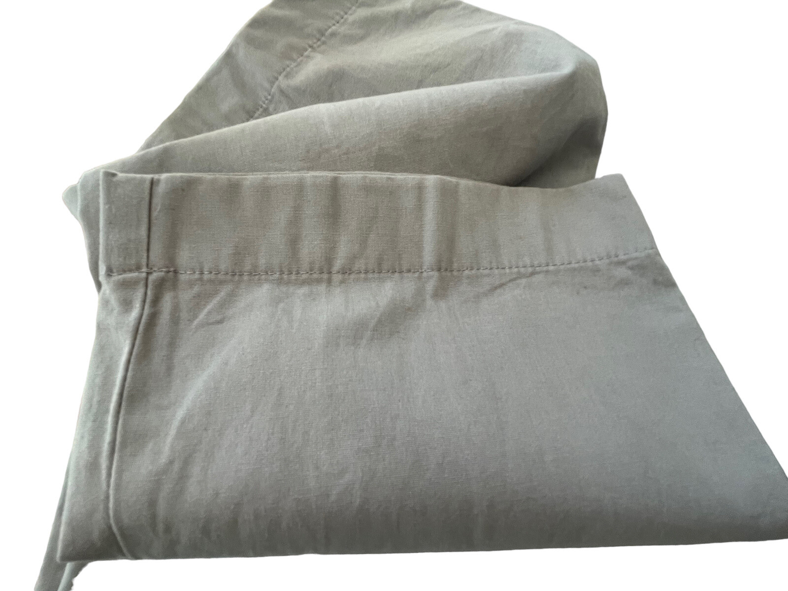 J. Crew The Sutton Chino Pants Men’s Size 31 Gray Khaki Flat Front 31×32 Slacks