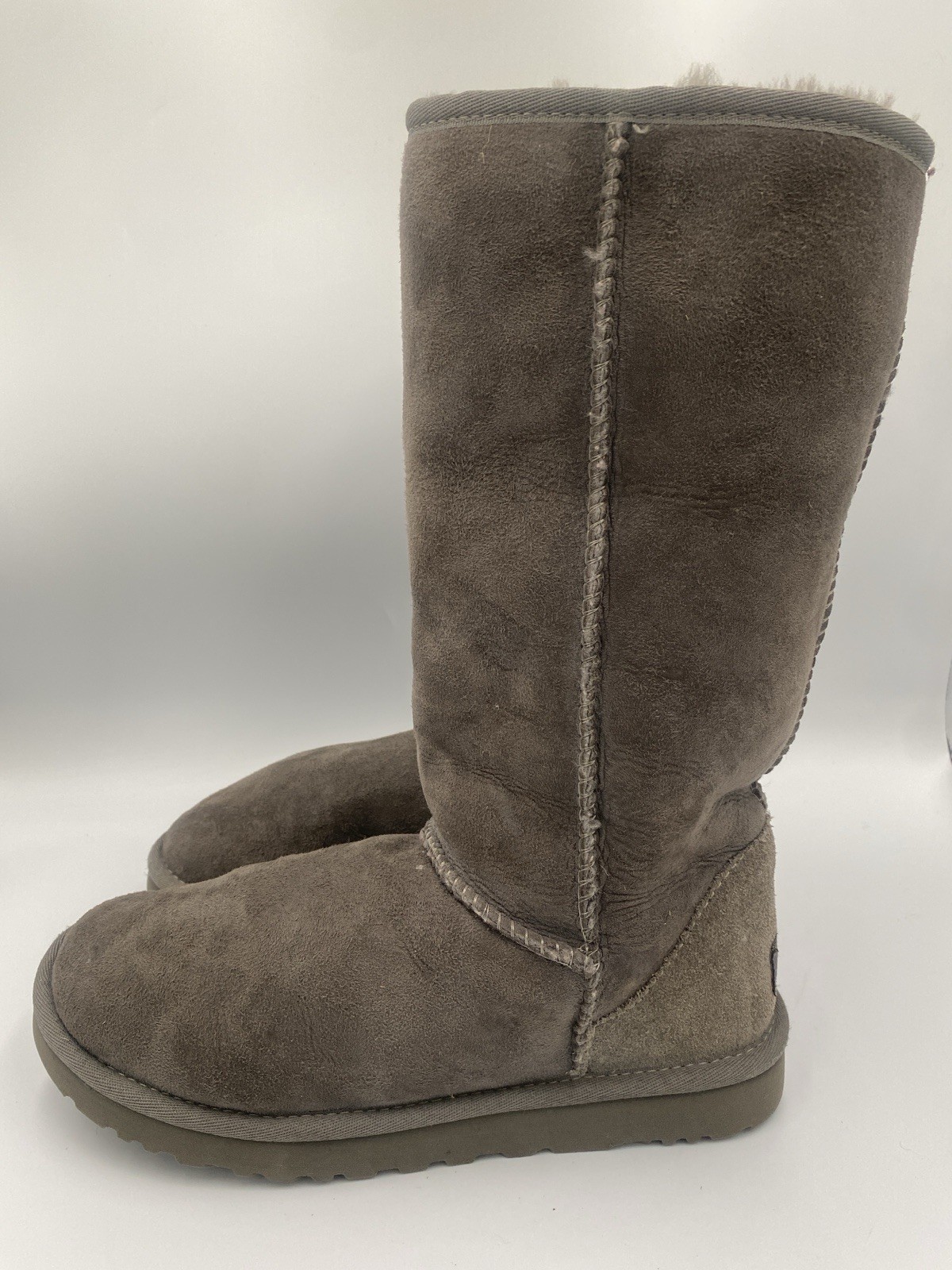 Vintage UGG Australia Classic Tall Suede Boots Grey Size 8 (Read Desc)