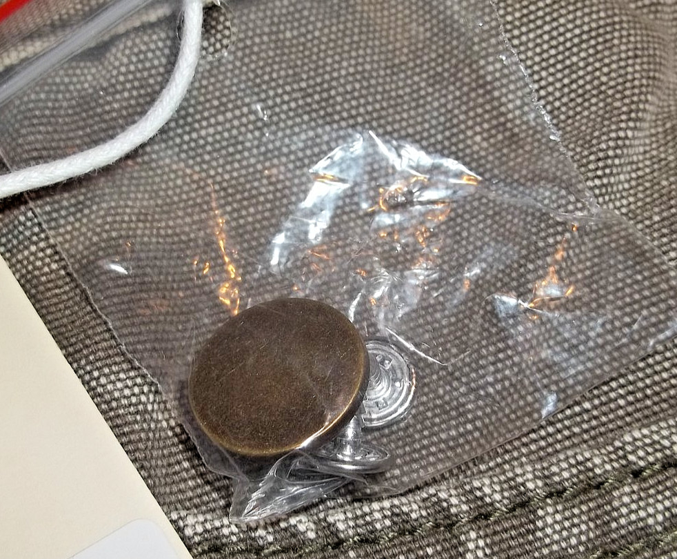 NWT Men’s MNML Multi-Color Paint Splattered Denim Raw Hem Shorts Size 29 FREE SH