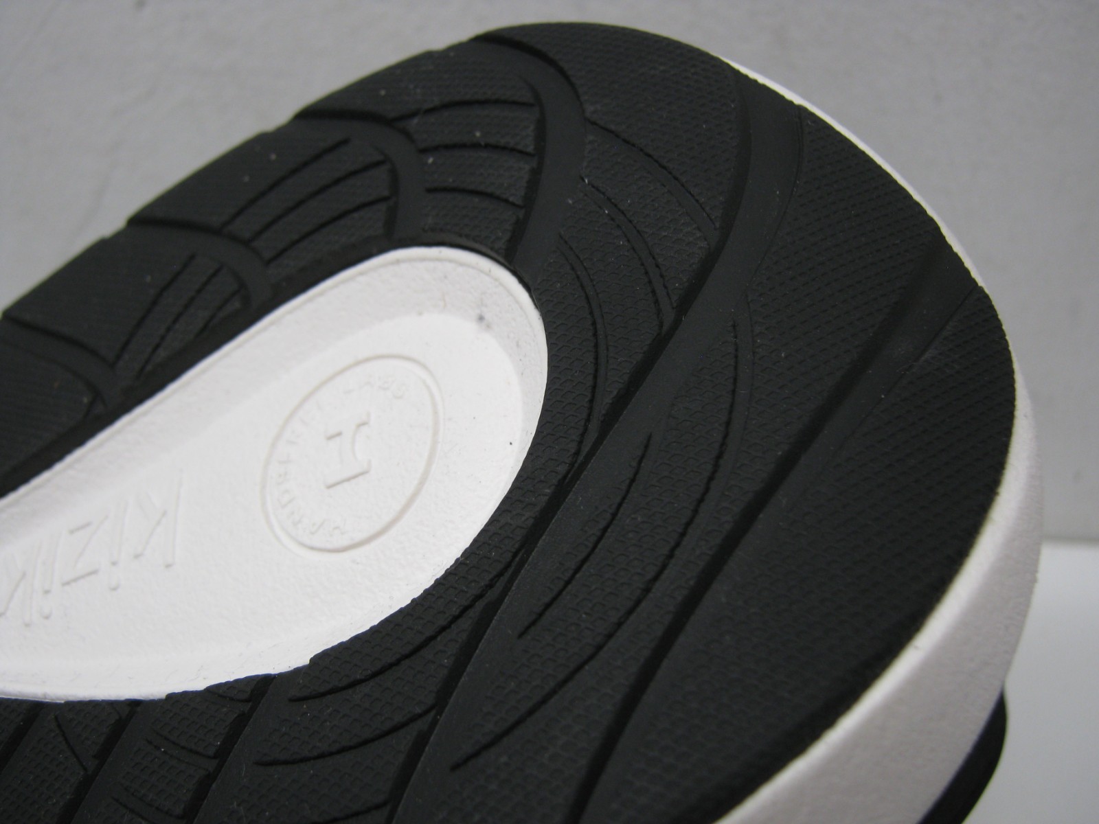 Kizik Athens 2 Black Men’s Athletic Sneaker Sz 14 Hands Free New Without Tags