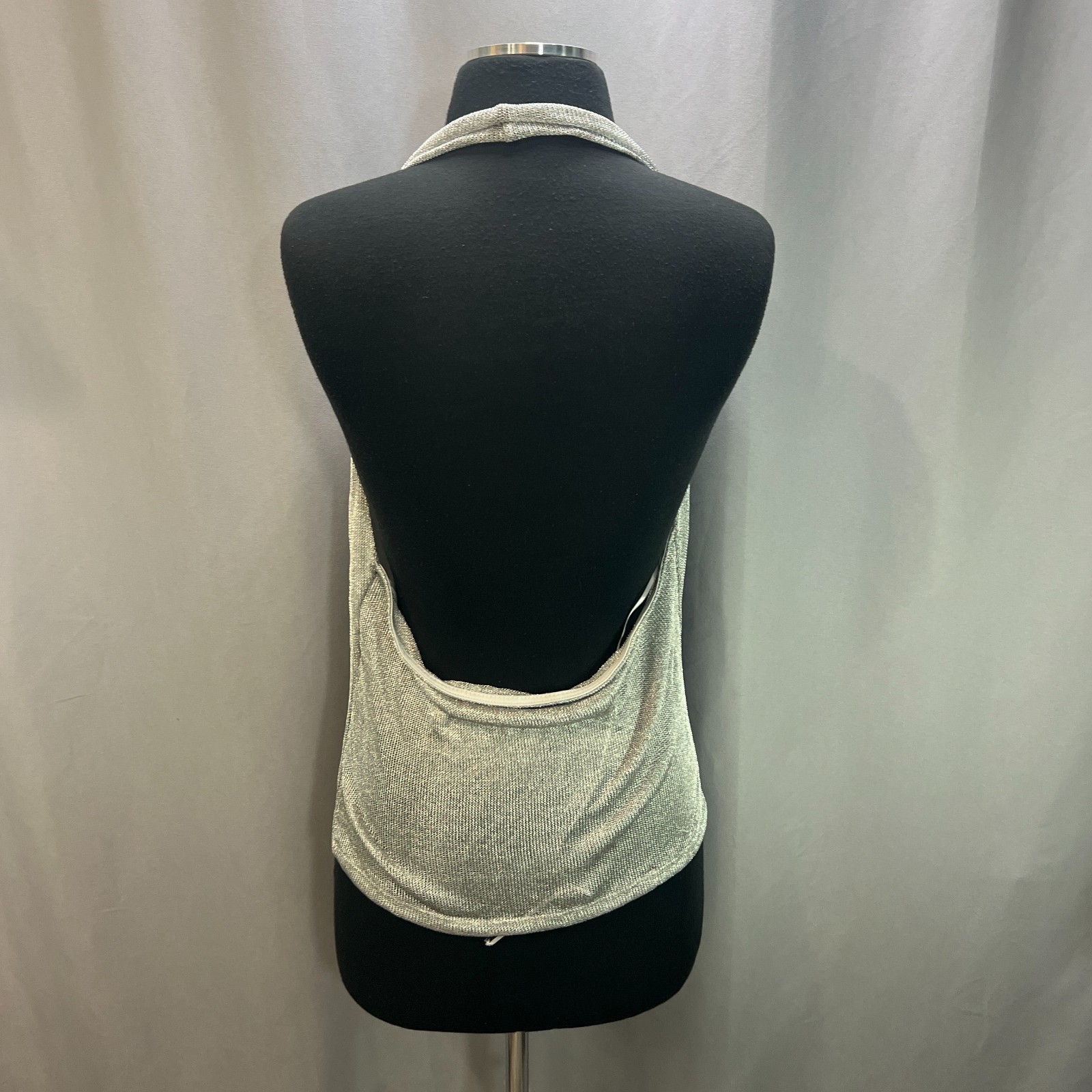 Urban Outfitters Thea Chainmail Mesh Halter Top Womens Large Silver Cowl Neck