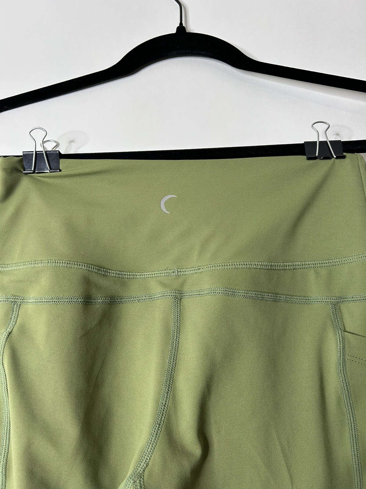 Zyia Active Women Size S Green Poly Spandex Blend Cropped Capri Leggings