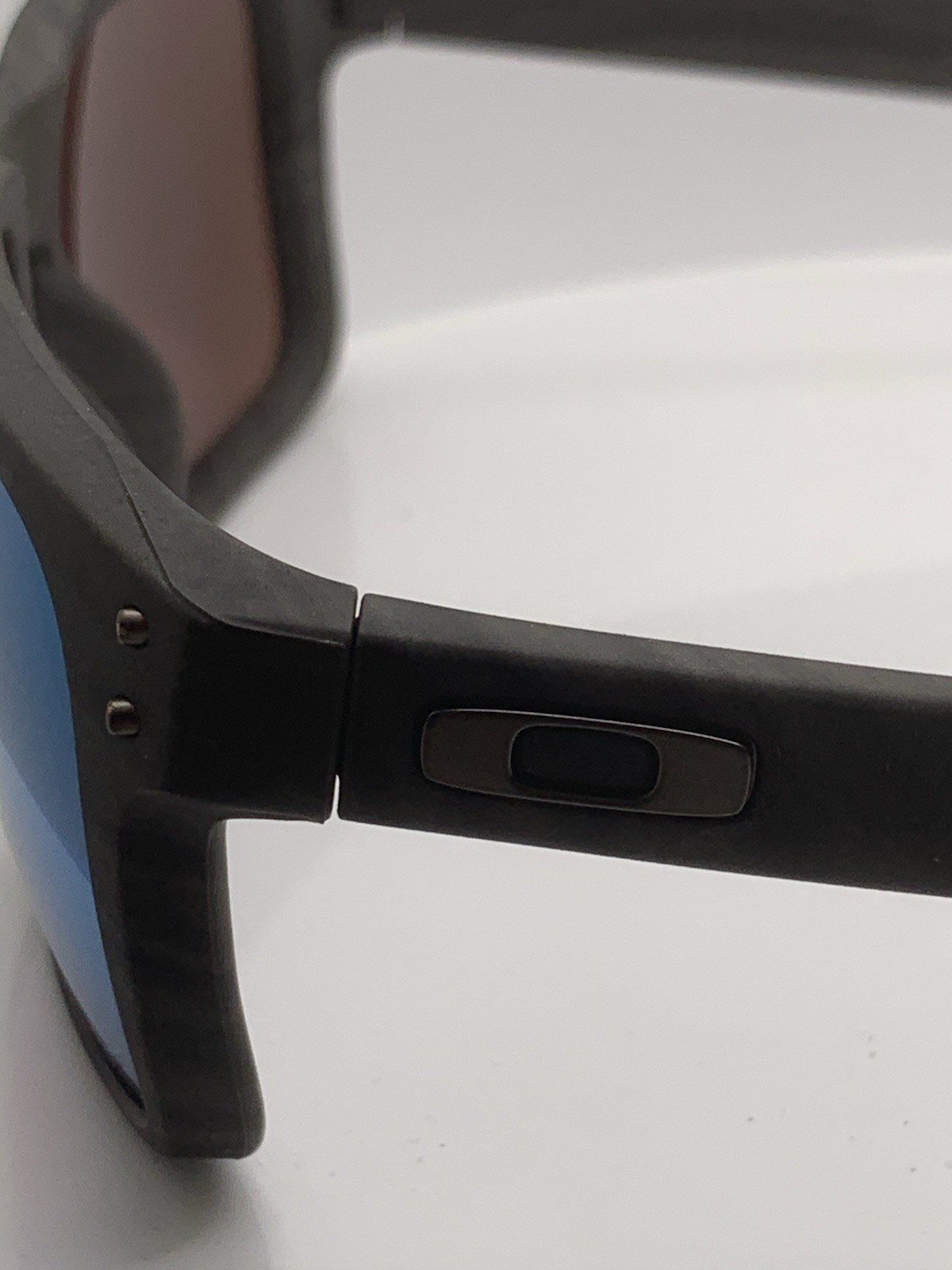 Oakley Holbrook XL sunglasses 009417-3359 3p Grey 59-18-137