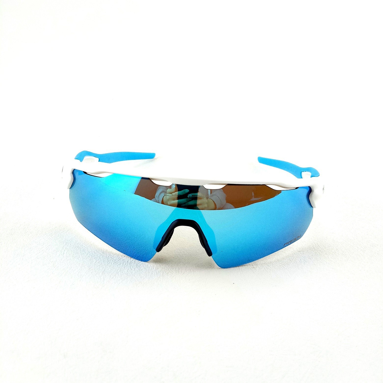 NEW Oakley Radar EV Patn Sunglasses White Frame Blue Prizm Lenses OO9208