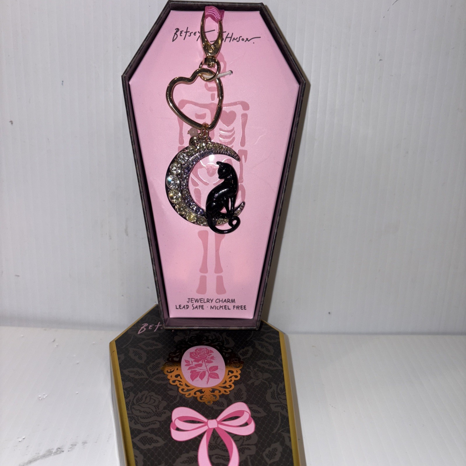 $58 Betsey Johnson Halloween Moon & Black Cat Jewelry Charm Keychain NEW in Box