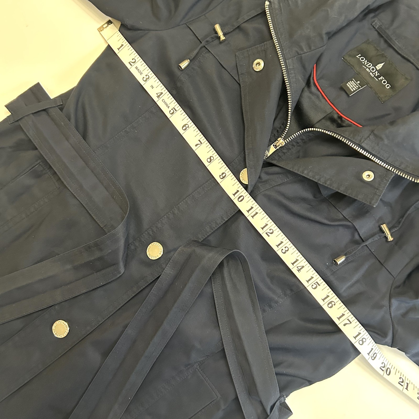 London Fog Women’s Navy Blue Hooded Raincoat Size S Belted Zip Snap Front