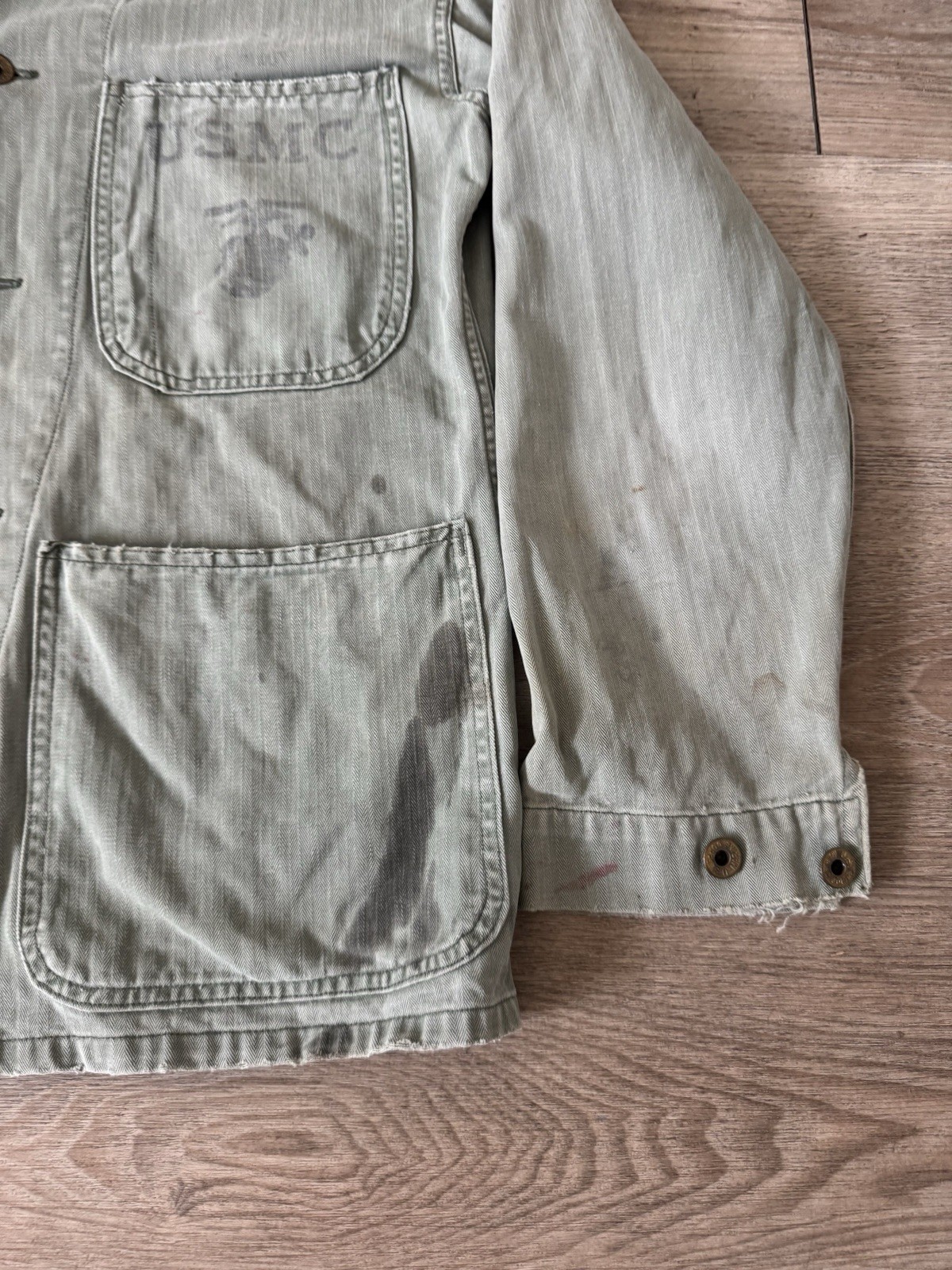 1940s WW2 USMC Men’s Utility Herringbone Jacket. Size 34.