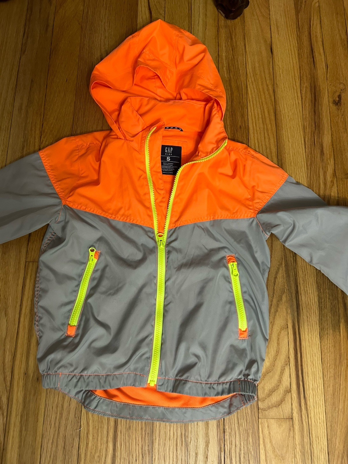 GAP Kids 100% Recycled Polyester Colorblock Windbuster Size S