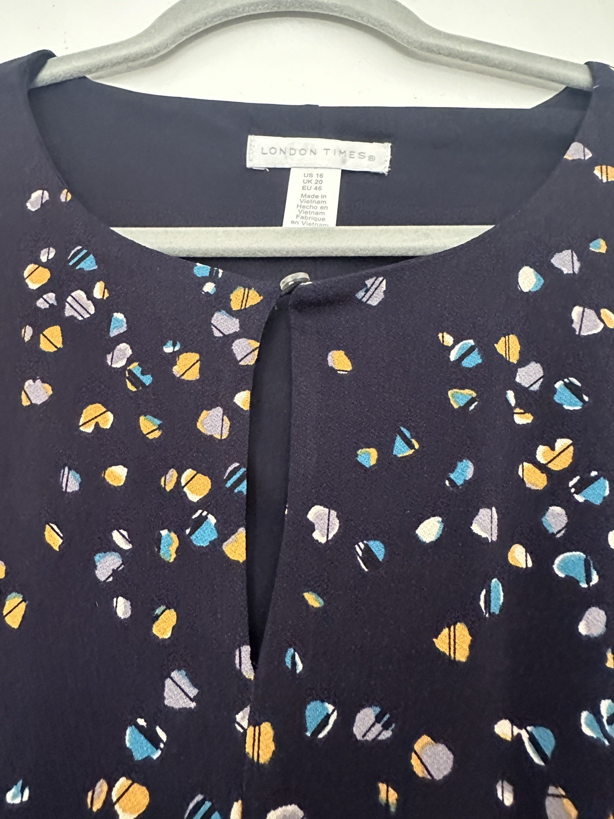 London Times Abstract Print Key Hole Long Sleeve Tucked Dress Size 16 Navy