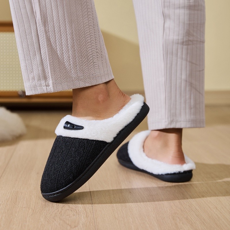 Women’s Cozy Fleece-Lined Slippers Plush Warm Cotton Indoor Non-Slip House Shoes