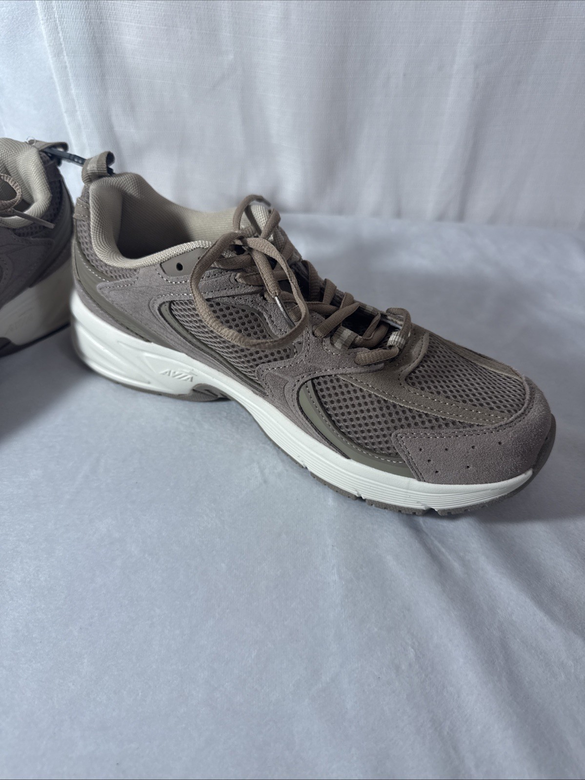 Avia Men’s 5000 Athletic Performance Running Shoes Brown size 8.5 New