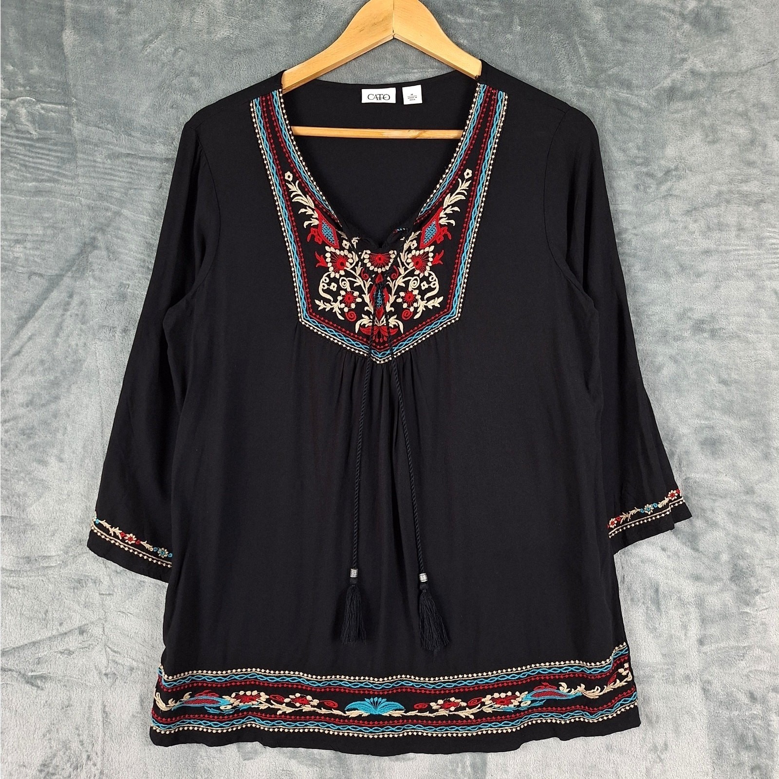 Womens Top Medium Boho Peasant Embroidered Floral Hippie Retro Festival Tunic