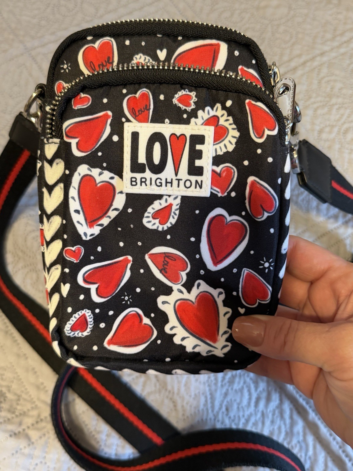 Brighton Hearts a Flutter Utility Bag Crossbody EUC