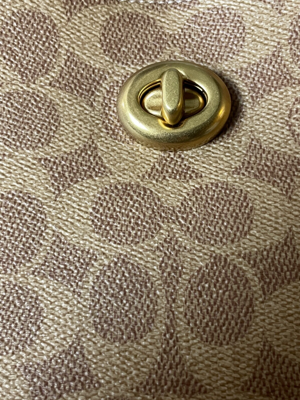 Coach Signature Willow Tote Womens Tan Rust Handbag Logo Roomy Fits Laptop