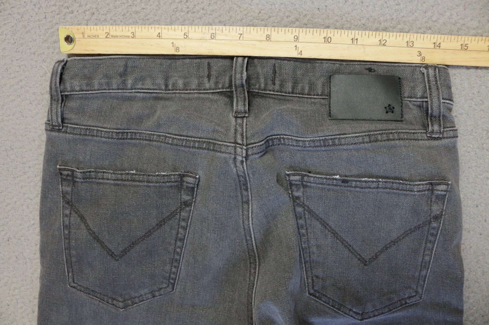 John Varvatos Jeans Women 29 Gray Denim Medium Wash 5-Pockets Skinny Leg Zip Fly