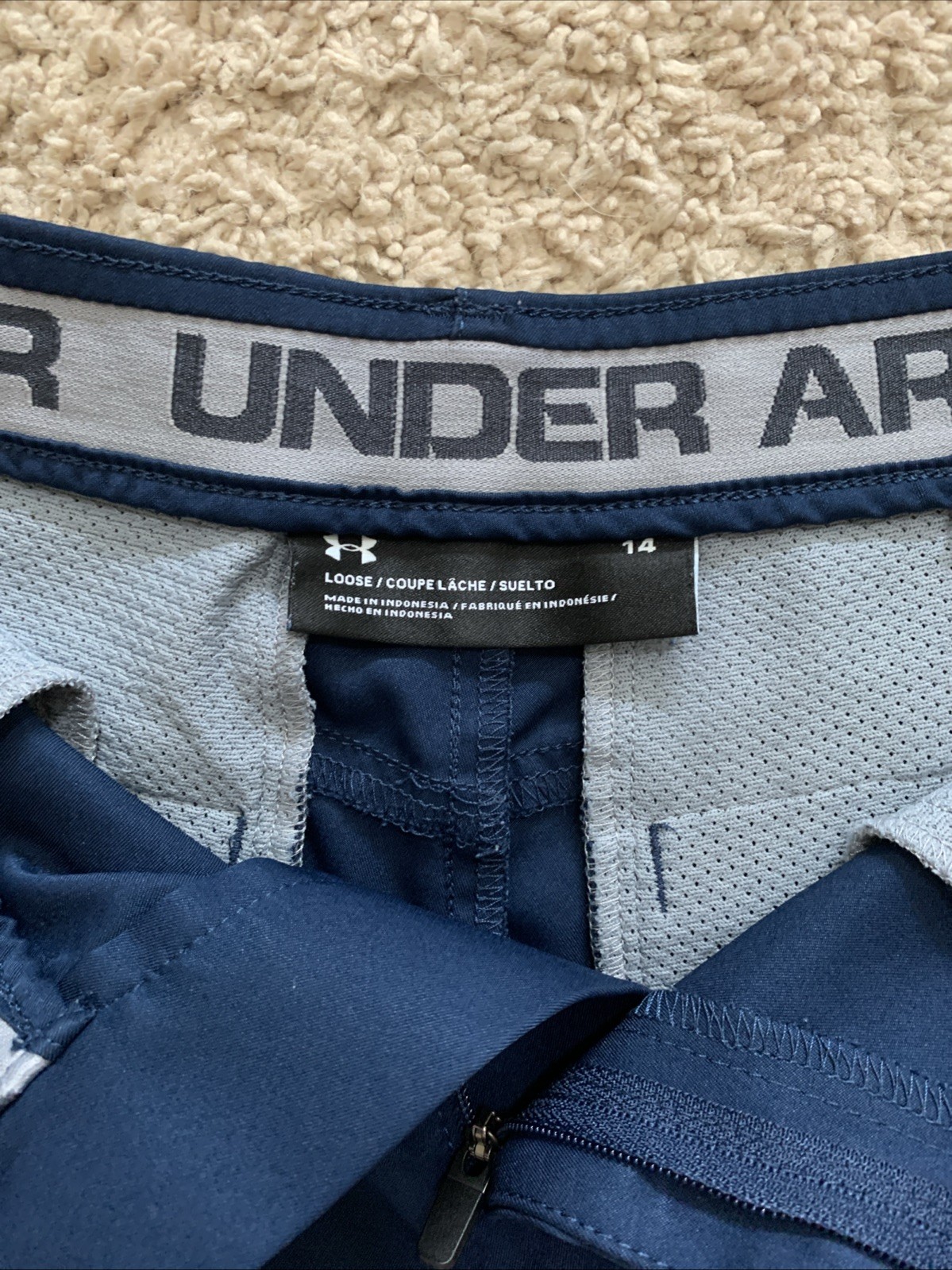 Under Armour Boys Navy Golf Shorts Youth Size 14 Performance Athletic Uniform 9’