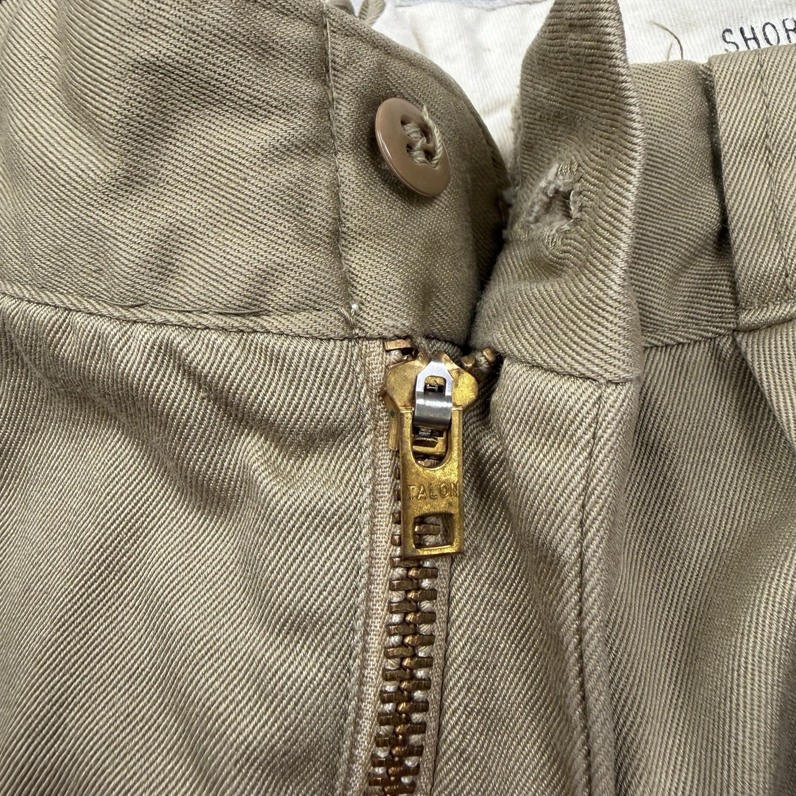 Vintage 50s US Military Khaki Cotton Twill Pleated Shorts Men 32 Army Korean War