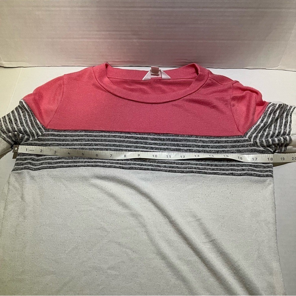 Market & Spruce Pink Stripe Colorblock Pullover shirt size Small