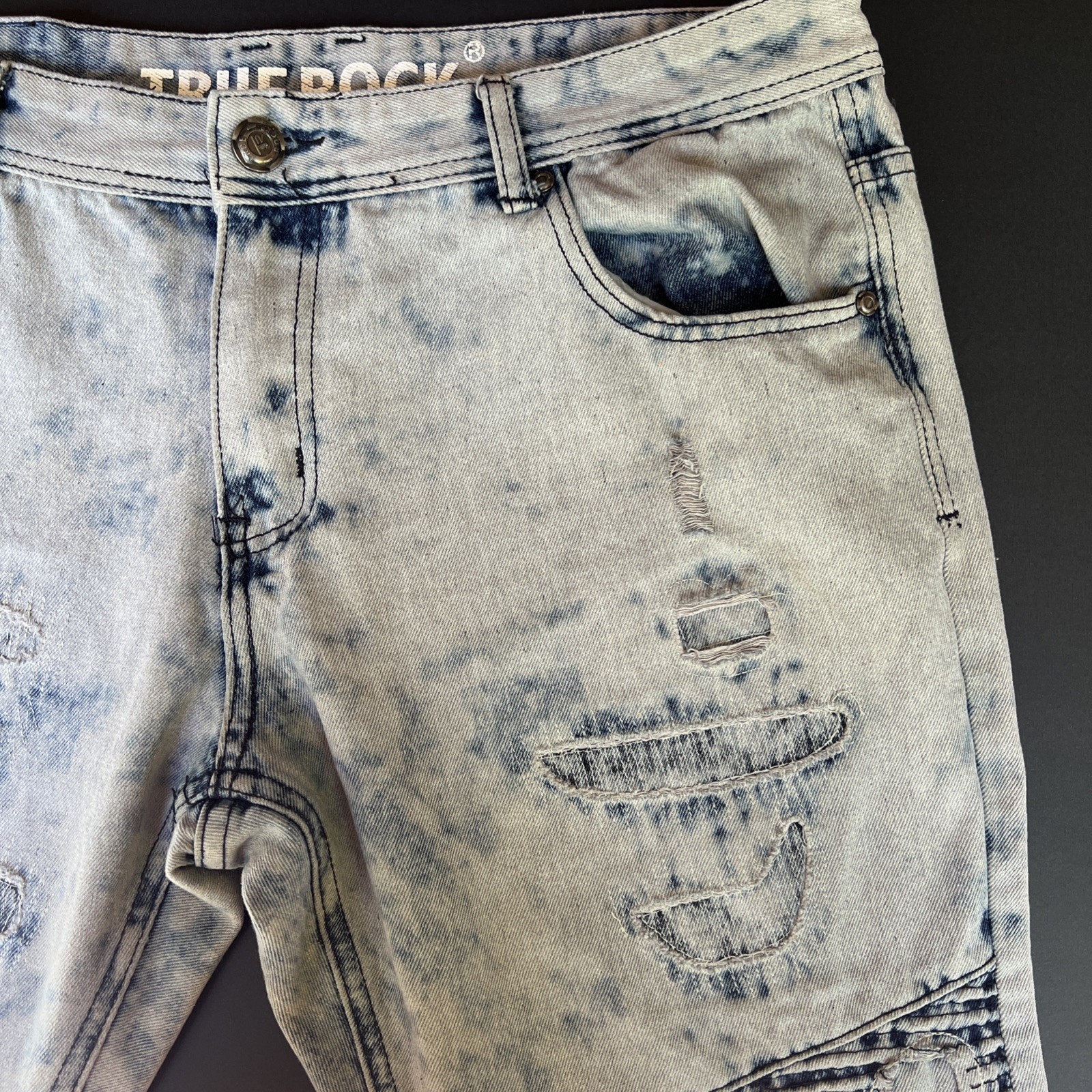 True Rock Jeans Mens 36×31 Blue Distressed Patched Acid Wash Straight Moto