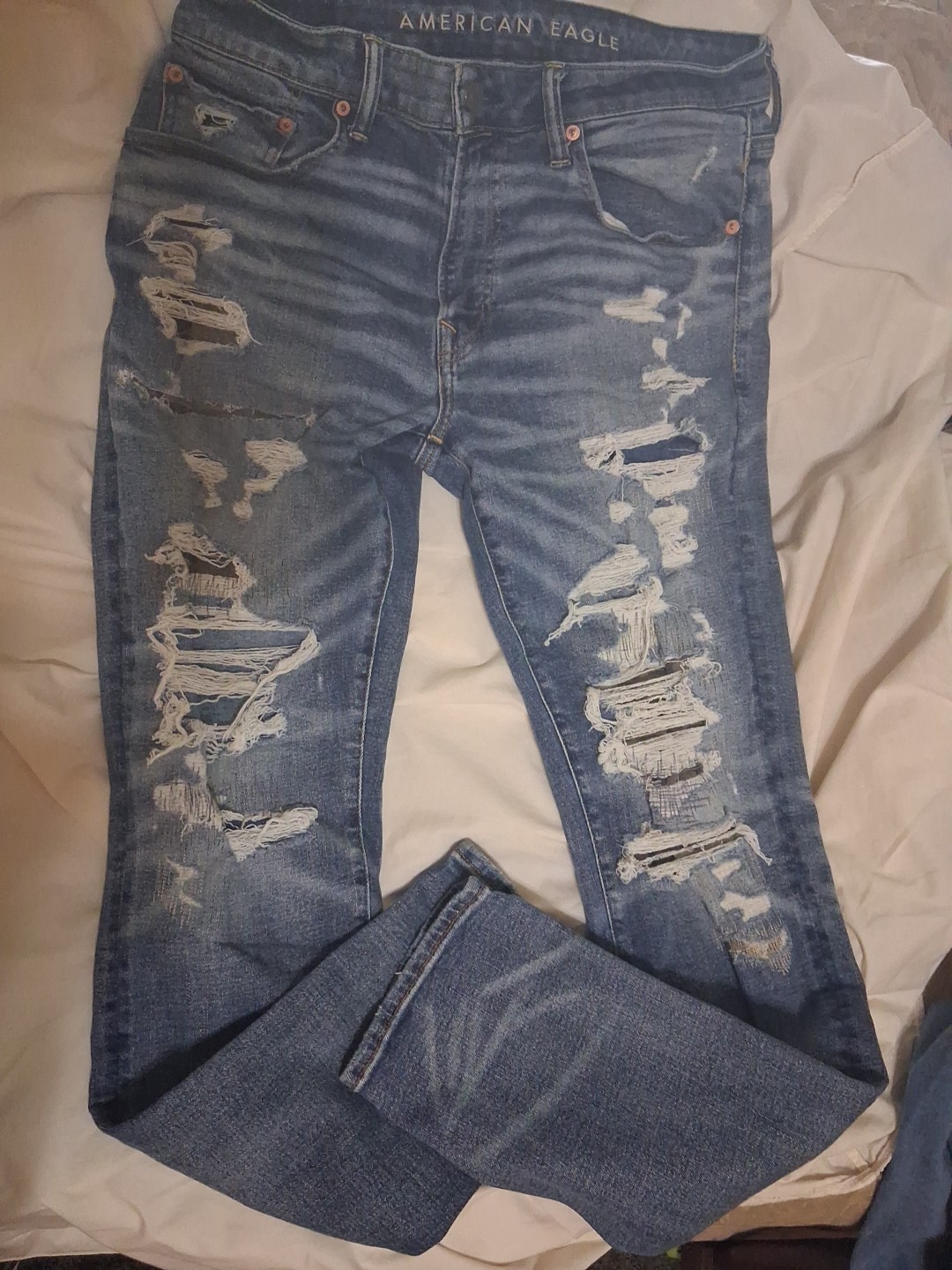 American Eagle Jeans Men’s Original Straight, Air Flex (+) Size 34/33 Destroyed