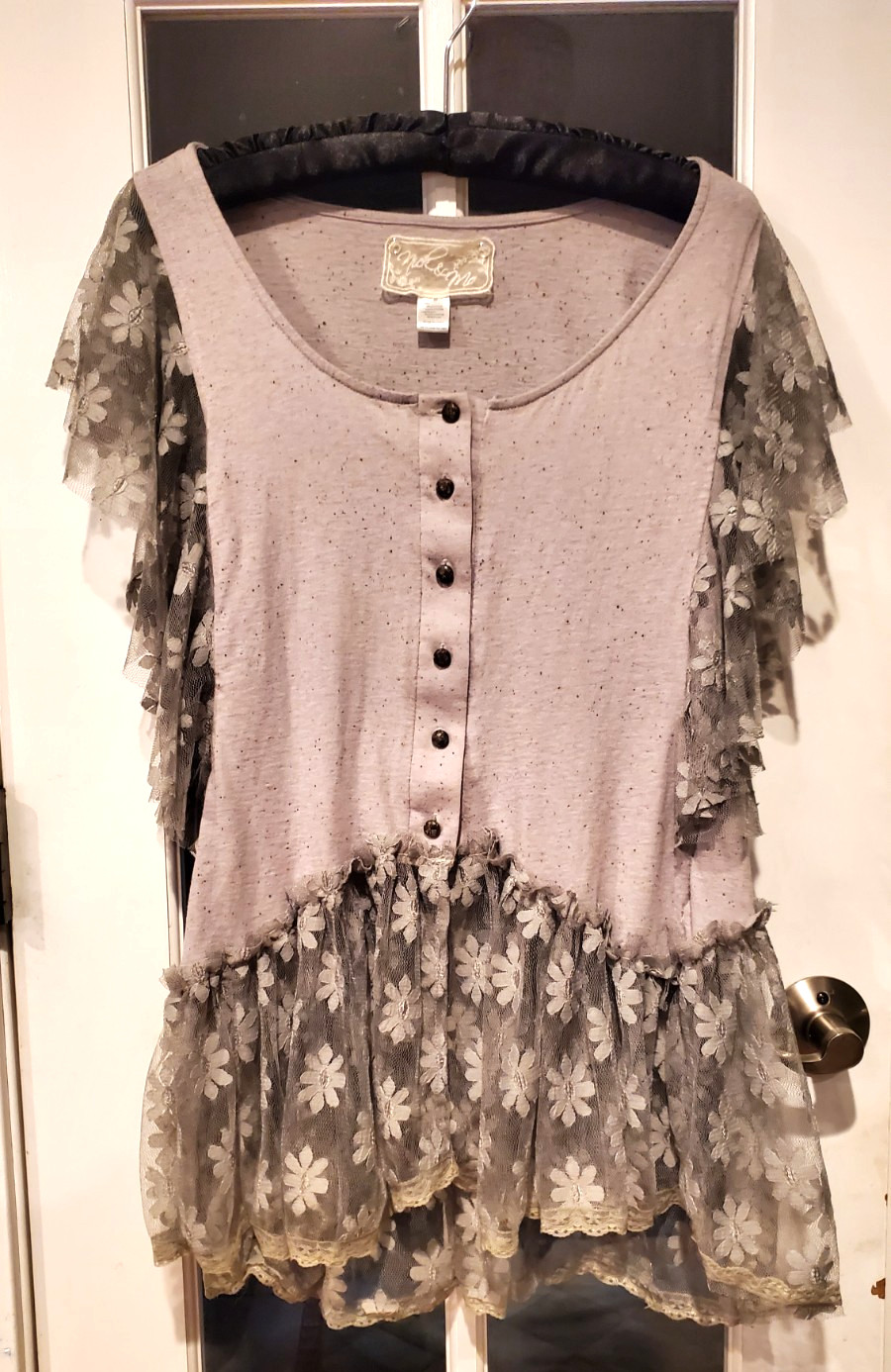 Nick & Mo Anthropologie Womens Blouse Gray Top Floral Lace Kimono Sleeve Medium
