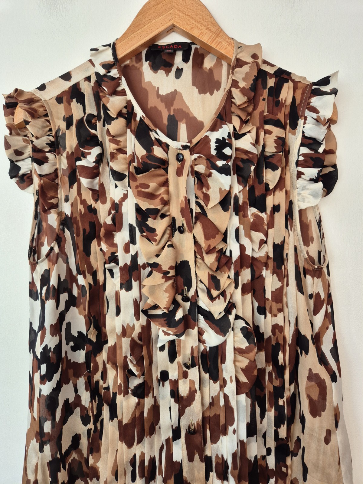 Escada Leopard Print Silk Ruffle Sleeve Blouse Size UK 8 EU 36