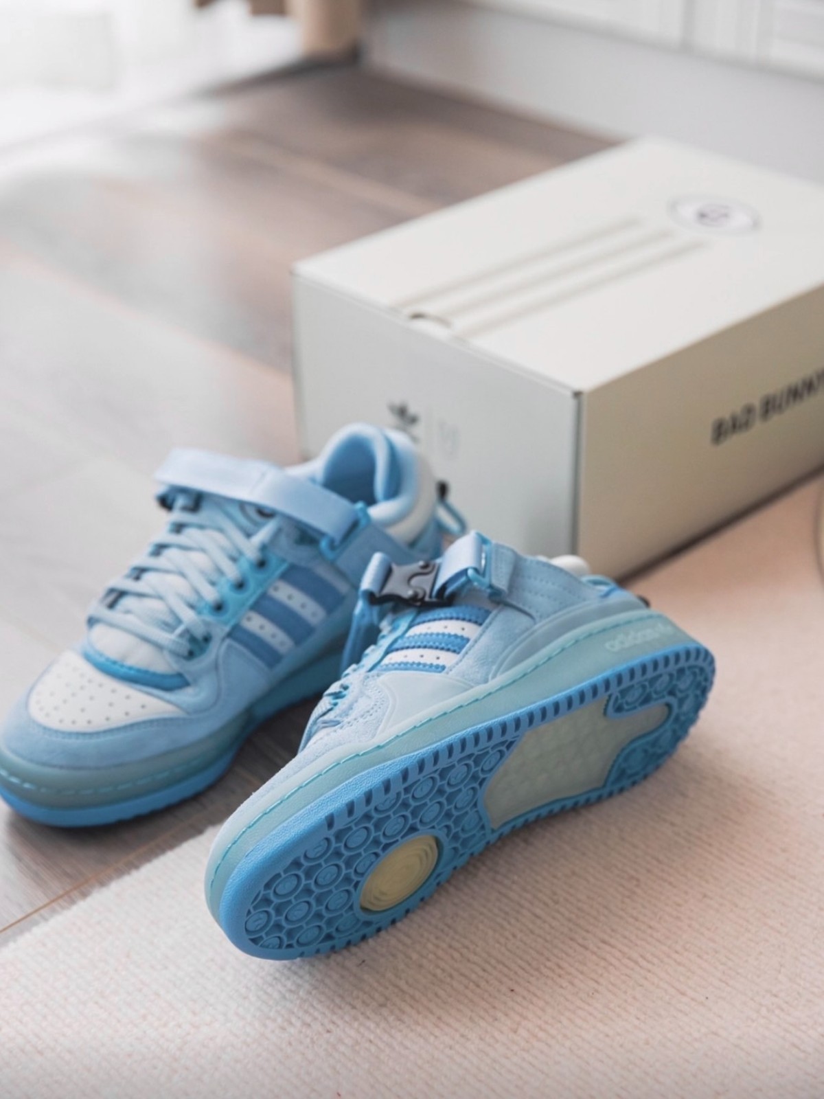 Bad Bunny × adidas Forum Buckle Low Blue Tint GY9693 NEW WITH BOX