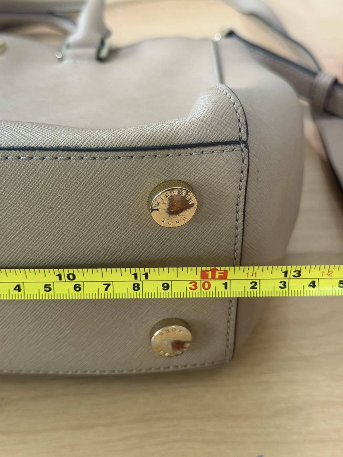 MICHAEL KORS SAFFIANO LEATHER SATCHEL Medium Beige