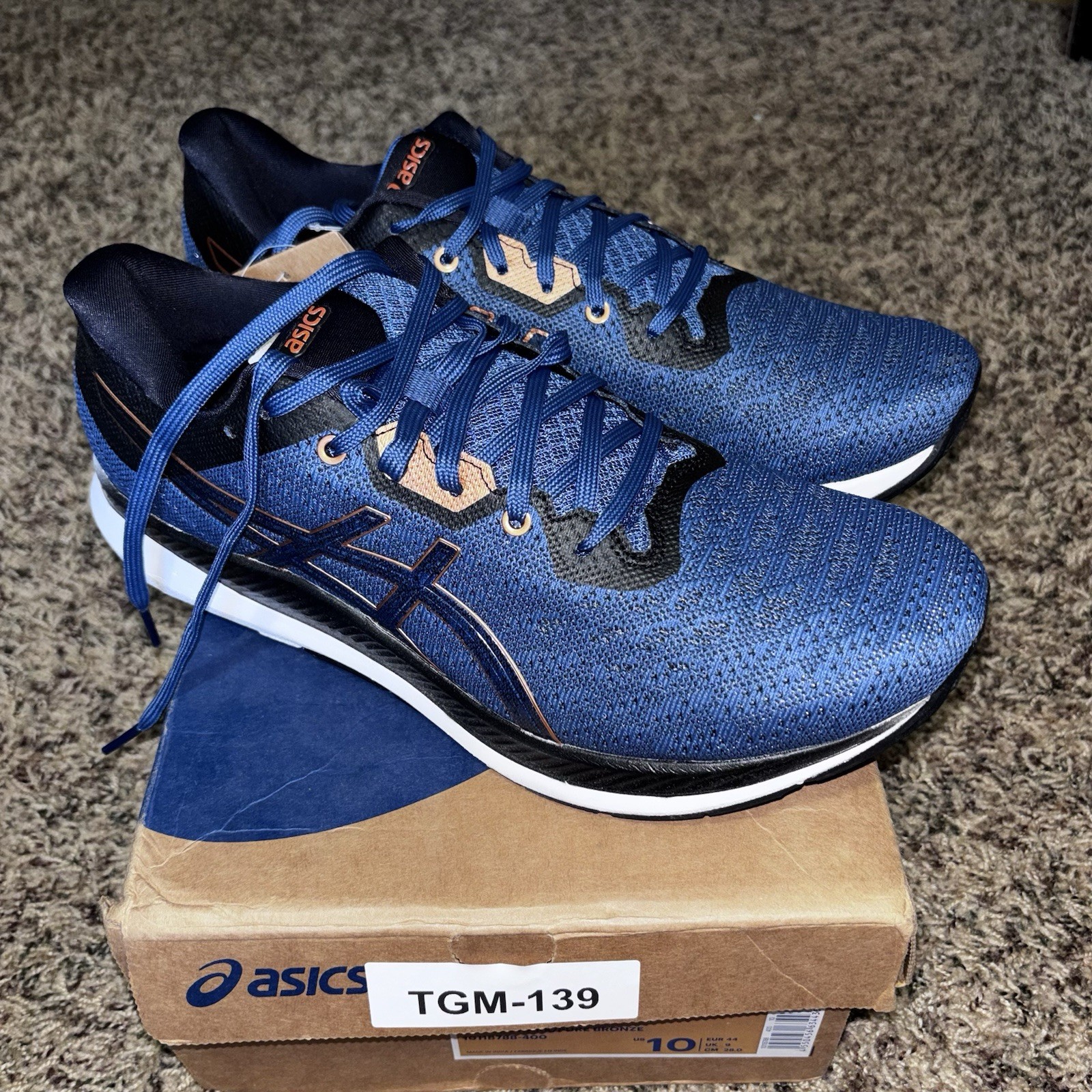 ASICS Ezeride Running Shoes Men’s Size 10 Grand Shark/Pure Bronze 1011B788-400