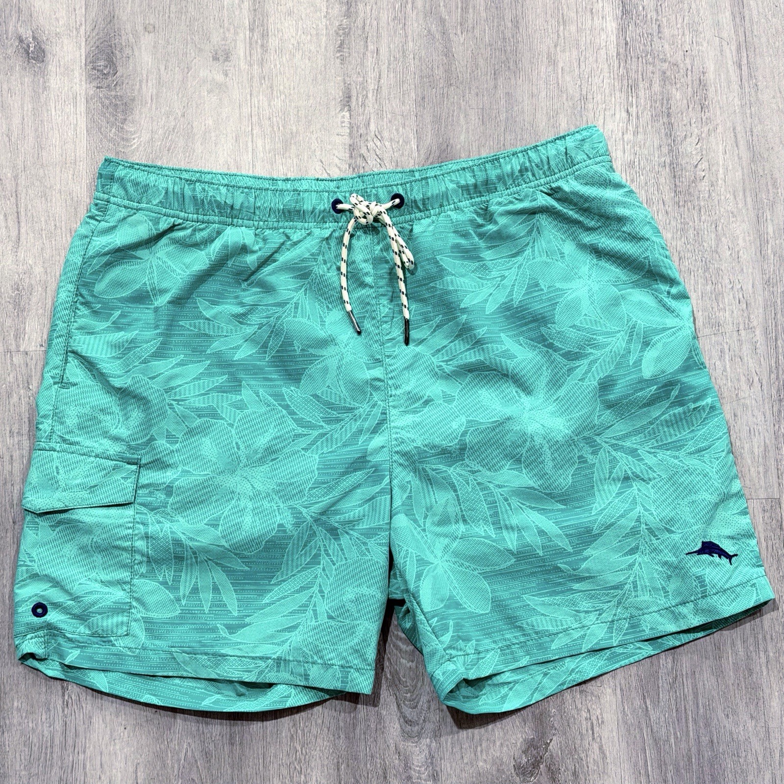 Tommy Bahama Mens Large Swim Trunks Mesh Lined Shorts Green Floral Hawaiian L