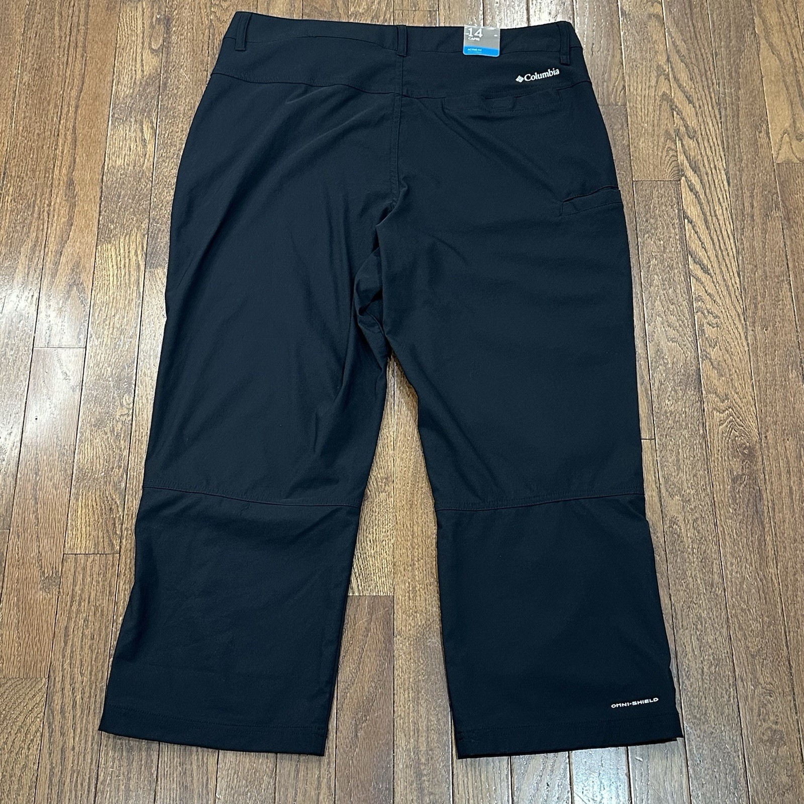 New $65 Columbia Leslie Falls Capri Pants Omni Shade Black Women’s Size 14