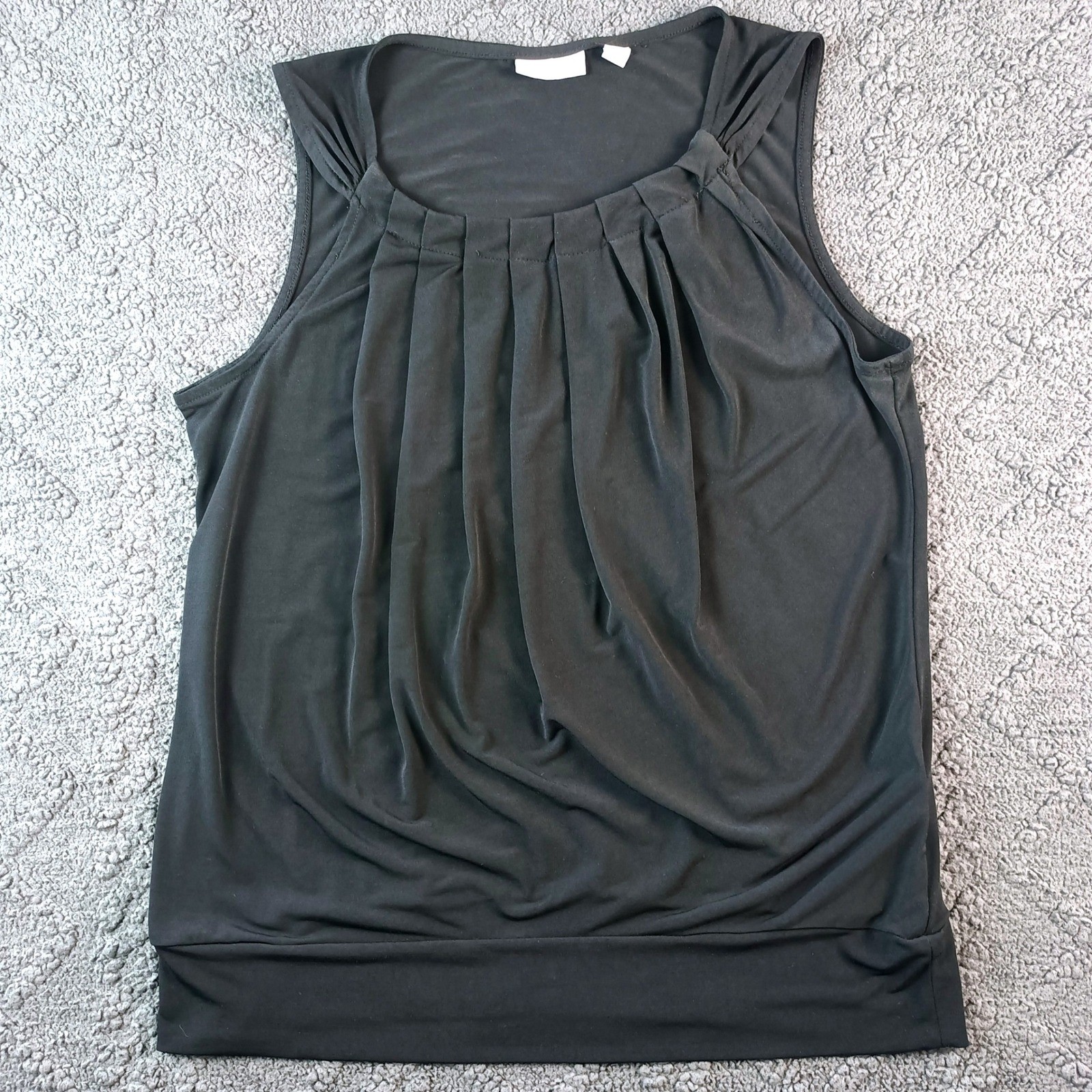 Women’s Size Medium Black Pleated Scoop Neck Sleeveless Banded Hem Top