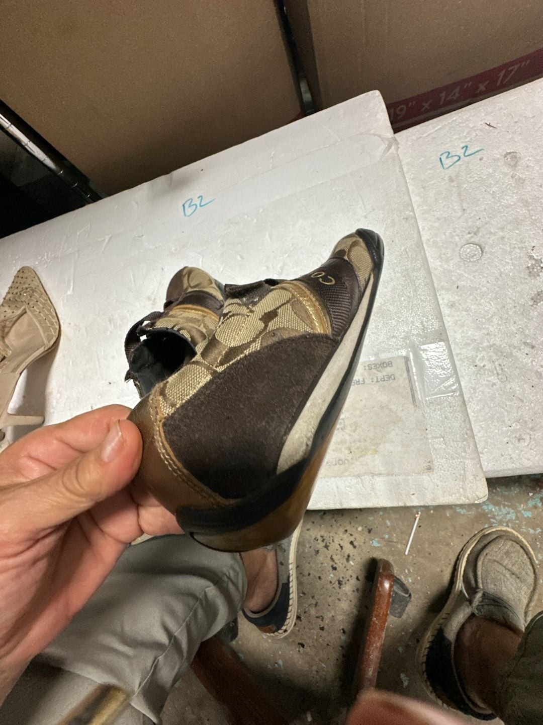 Coach Jenny Brown Sneakers Size 8 Athletic Style Preowned Good Condition.