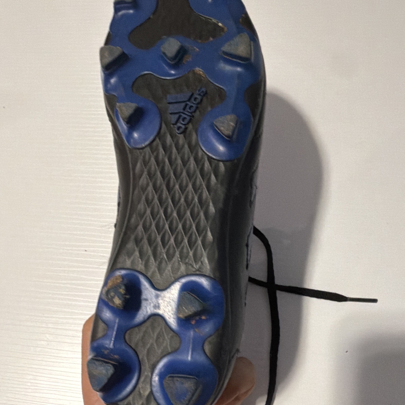 adidas Men’s Black/Blue Leather Soccer Cleats Lace-Up Low Top Plastic
