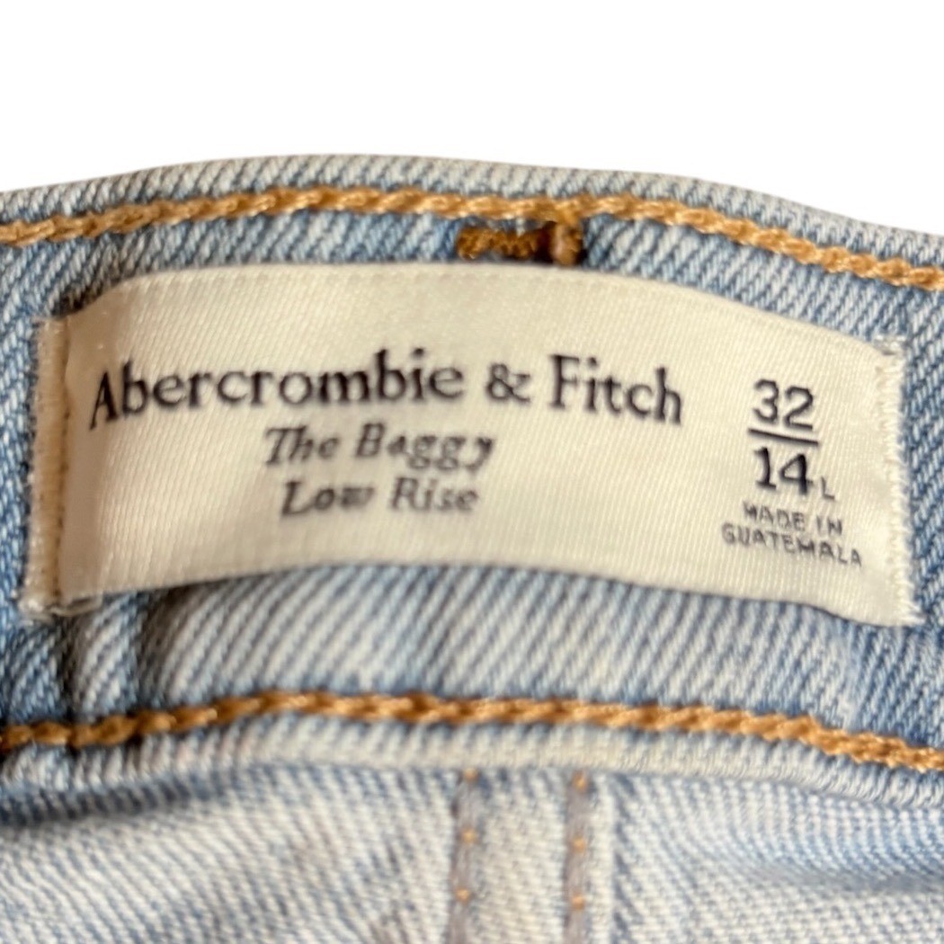 Abercrombie & Fitch The Baggy Low Rise Jeans Light Wash 32 14L Wide Leg