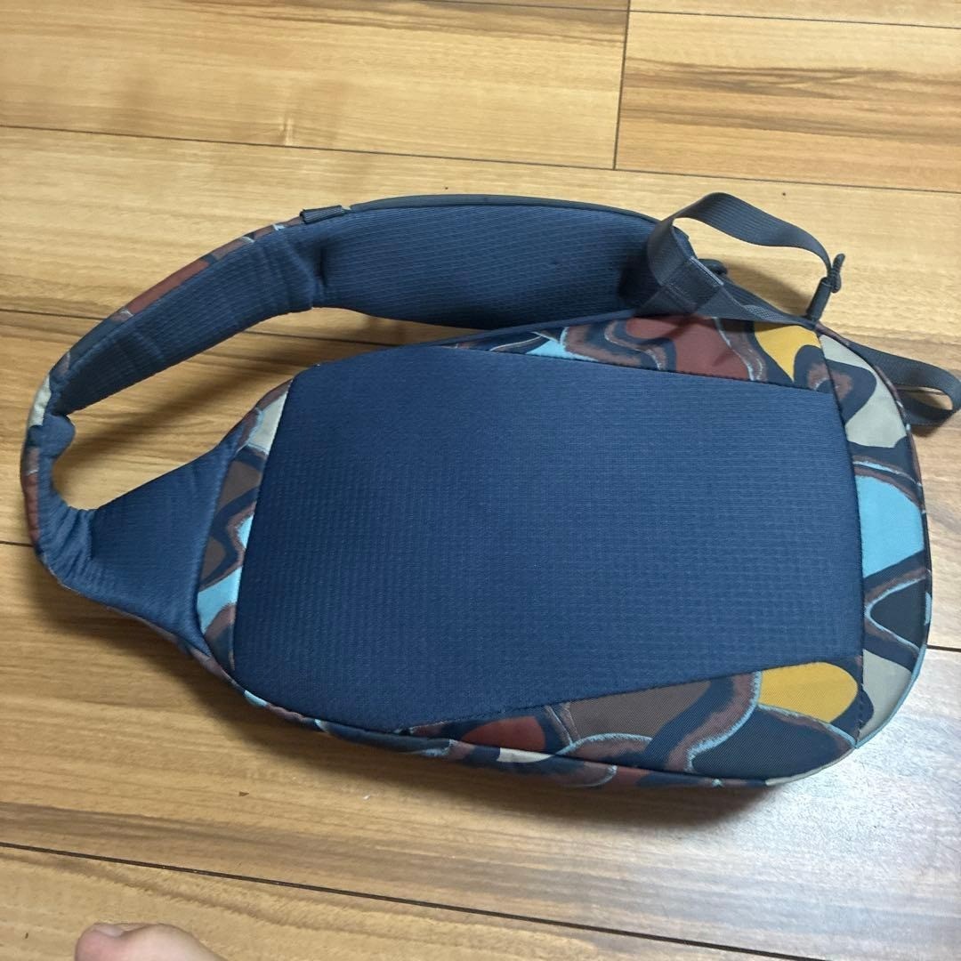 Patagonia P6 Atom Sling 8L Shoulder Bag