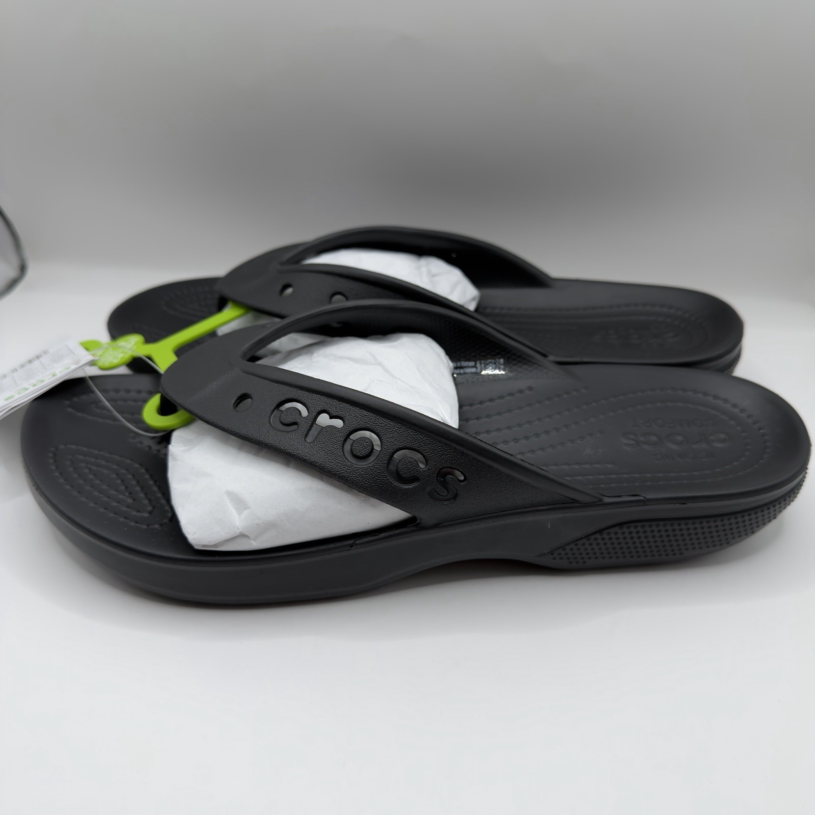 Crocs Adult Men’s Baya II Flip Flop Sandals Black US Mens Size 10 New with Tags