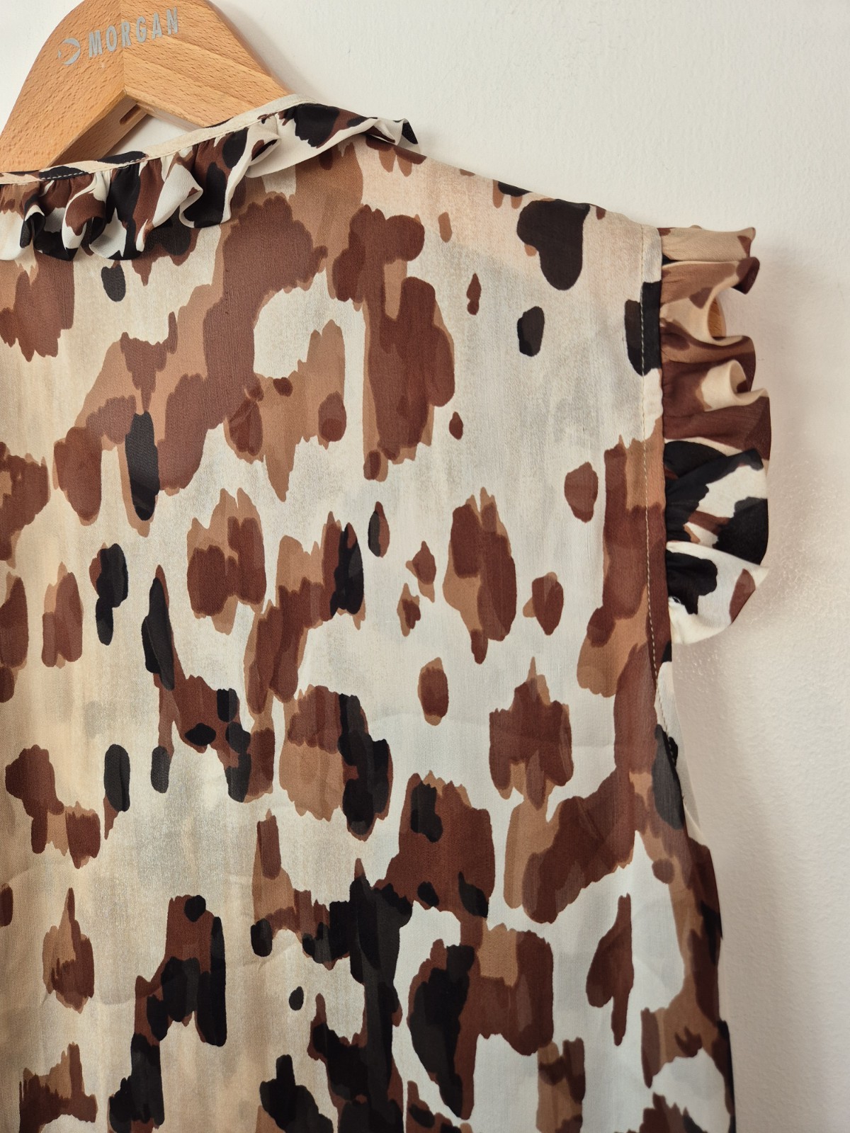Escada Leopard Print Silk Ruffle Sleeve Blouse Size UK 8 EU 36