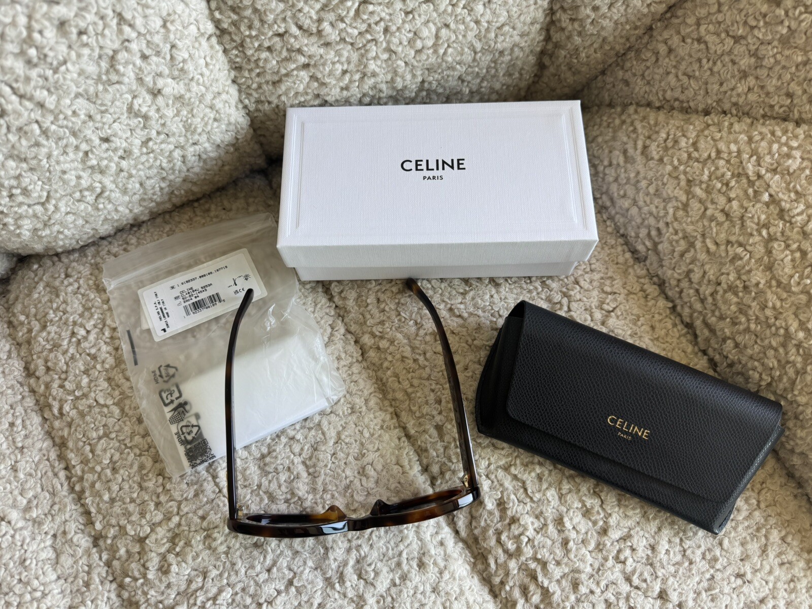 Celine CL40194U Triomphe Oval Women’s Sunglasses in Blond Havana 52-22-145