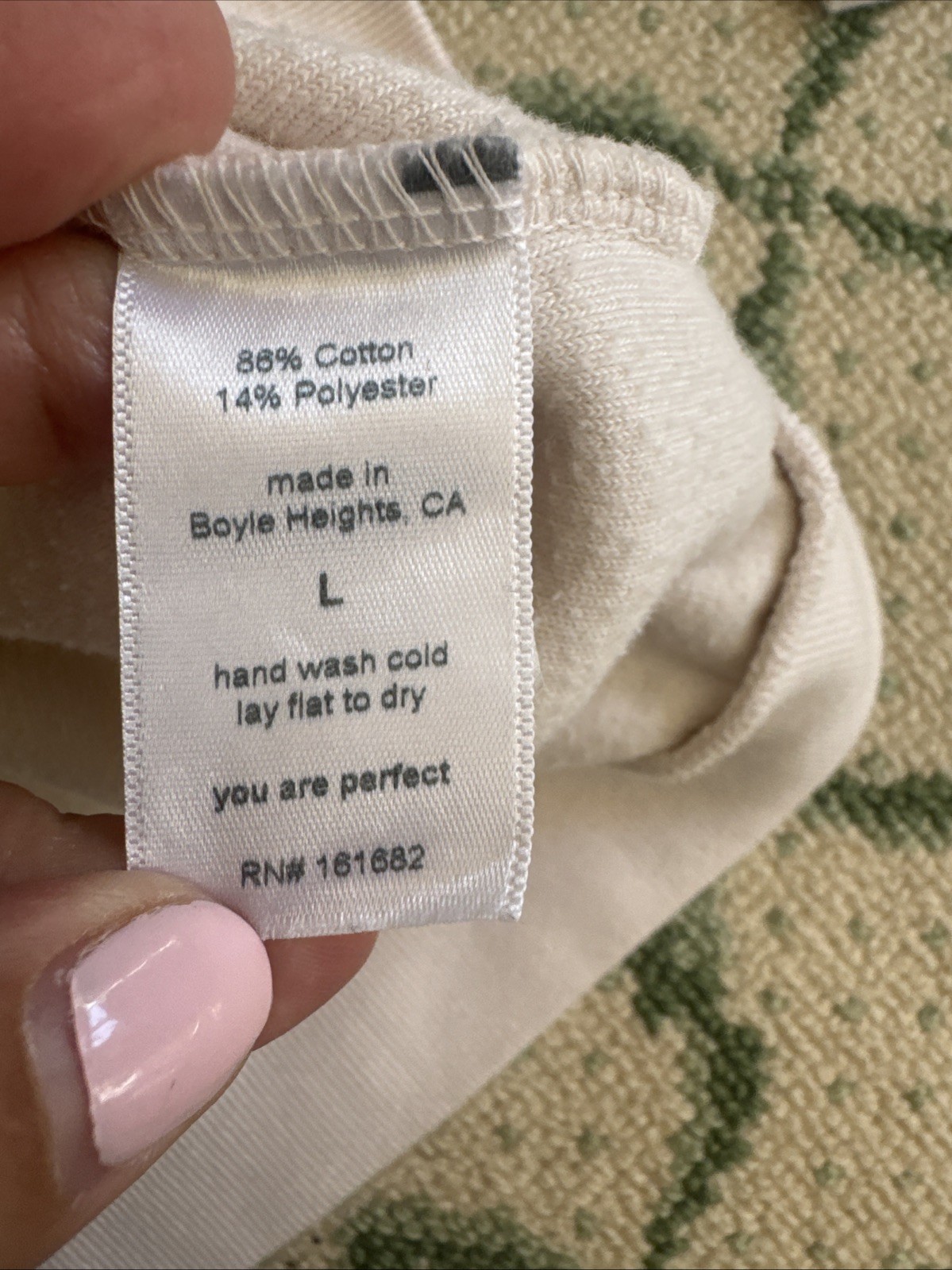 PERFECT WHITE TEE Stella Velour Crewneck Sweatshirt Ivory Sz L USA