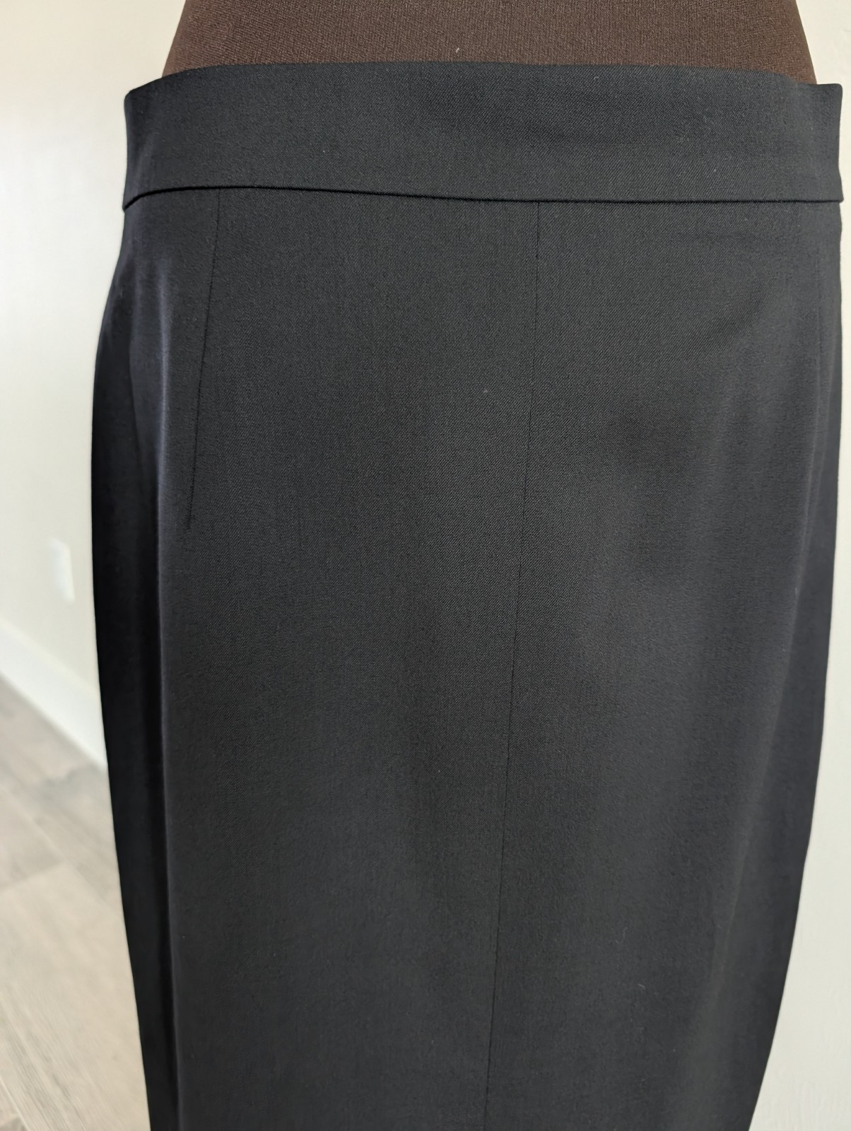 $900 Escada wool black EE logo buttons midi skirt sz 40 10 L
