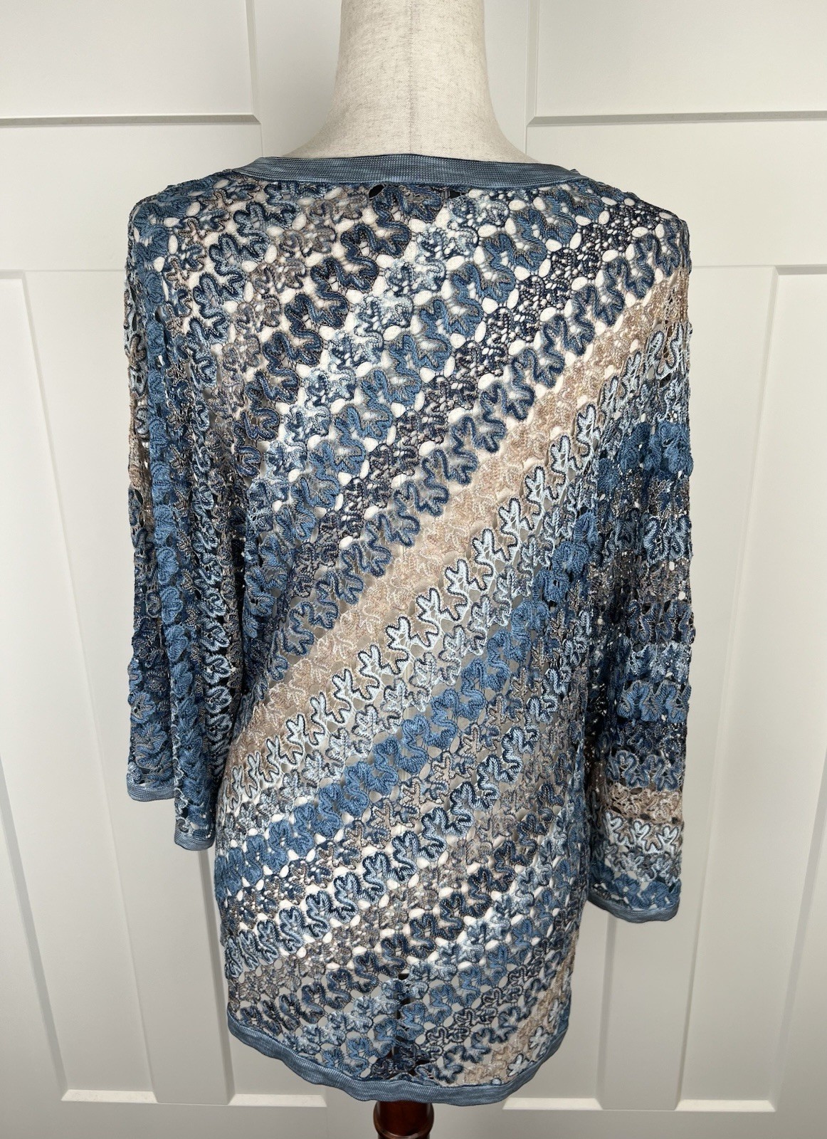NIC+ZOE Open Weave Floral Knit Top Blue Beige Asymmetrical Tunic Large