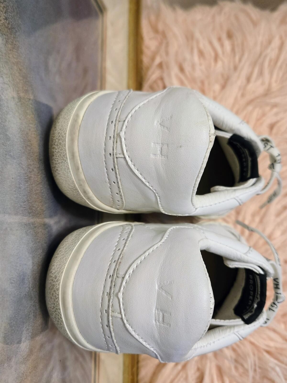 Vintage Havana White Perforated Low Top Sneakers with Star Branded Laces Sz 7.5