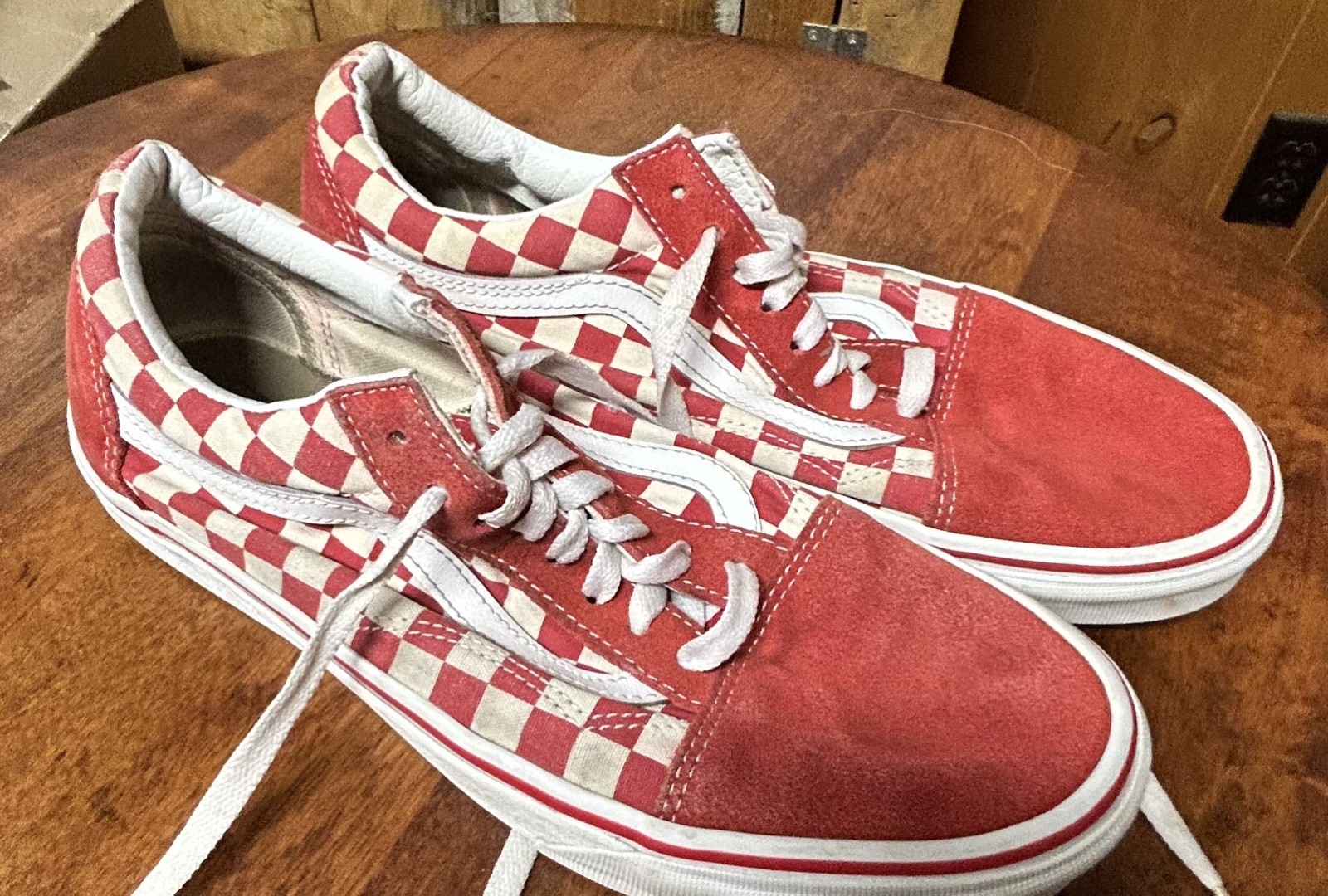 Vans Off The Wall Old Skool Red/White Checkered Lace up Skate Shoes Mens size 10