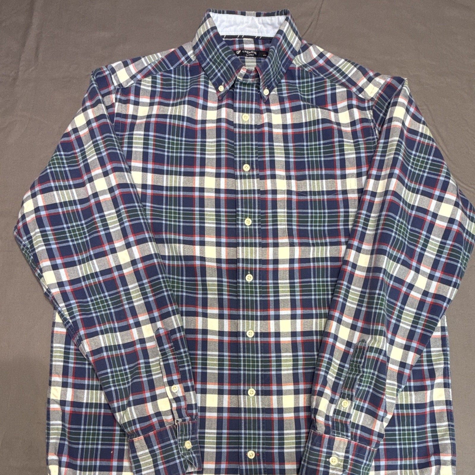 Cremieux Classics Men’s LT Plaid Long Sleeve 100% Cotton Button-Down Shirt
