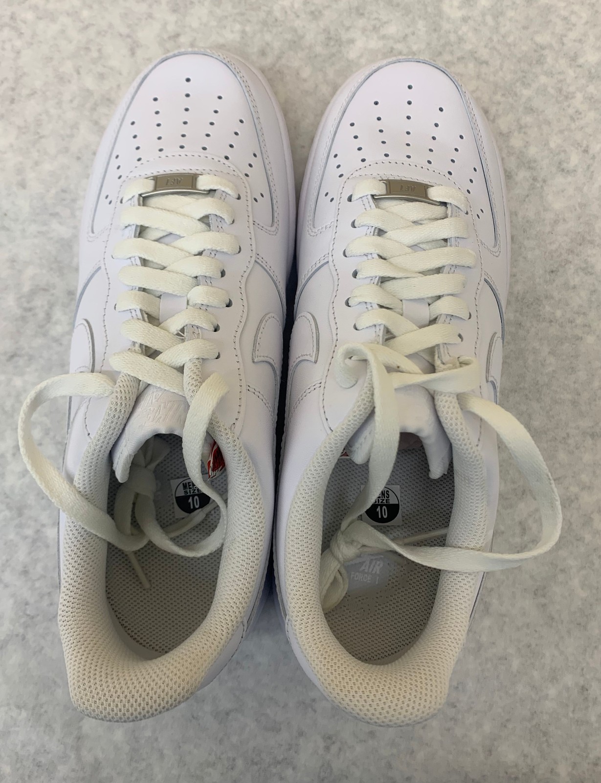 Nike Air Force 1 ’07 Low Top White Sneaker Men US10 / Women US11.5 *READ*