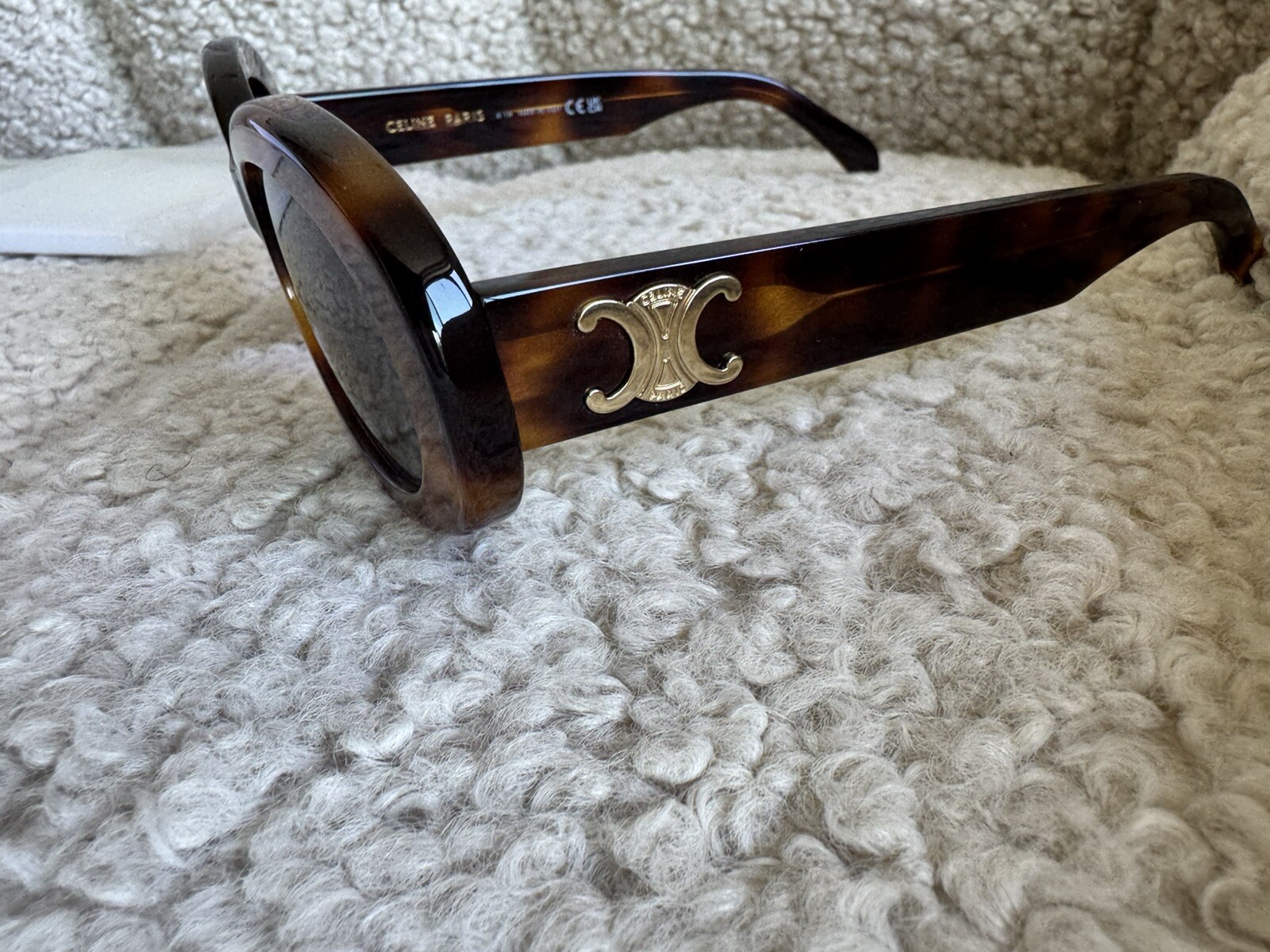 Celine CL40194U Triomphe Oval Women’s Sunglasses in Blond Havana 52-22-145