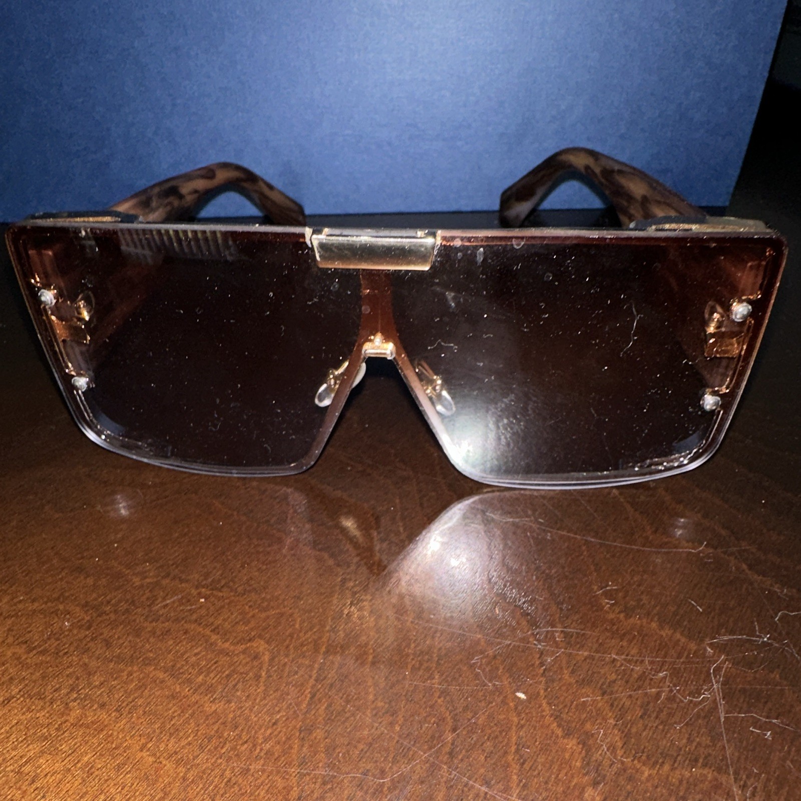 Men’s Square Tortoiseshell Sunglasses Gold Frame Brown Tinted Lens 142mm